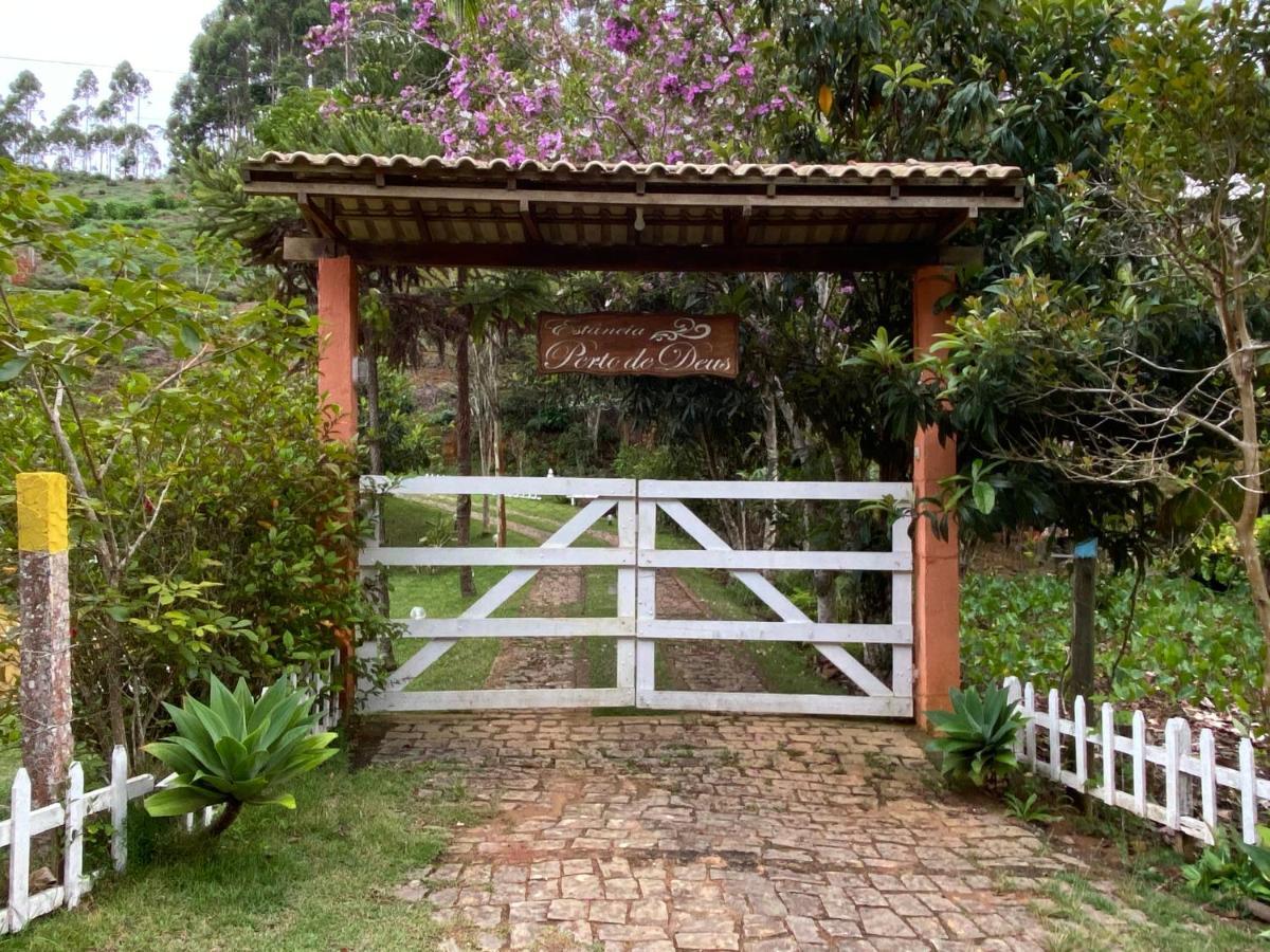 Chale Da Estancia Santa Teresa - Es Alto Sao Lourenco- Proximo Ao Circuito Caravaggio Kültér fotó